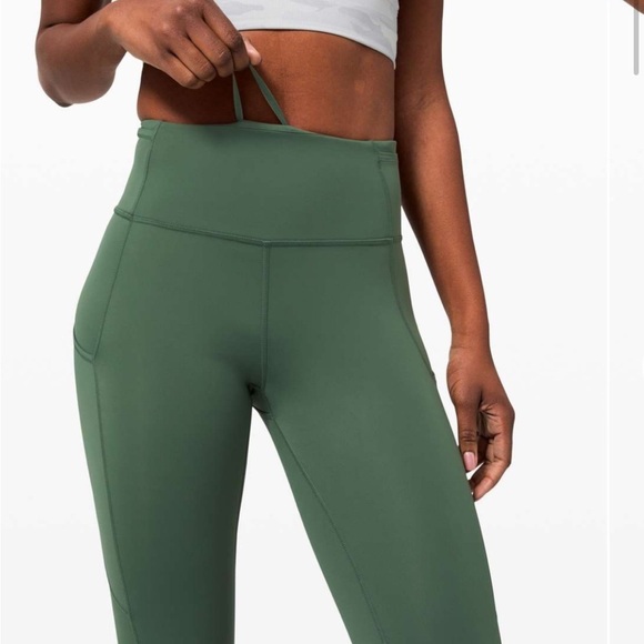 Lululemon green fast and free leggings - Picture 2 of 3